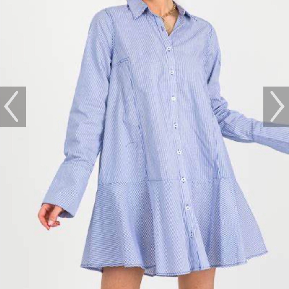 🏴󠁧󠁢󠁥󠁮󠁧󠁿Primark UK Short Sleeve Blue & White Pinstripe Dress with full skirt